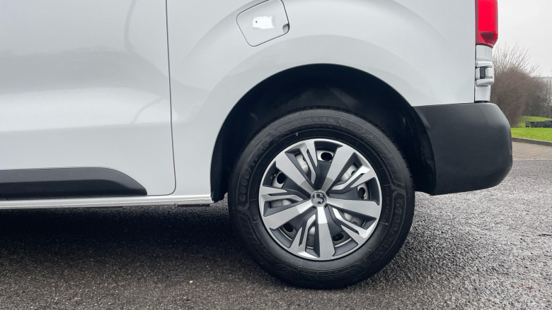 Vauxhall Vivaro L1 Diesel 1.5 Turbo D 120 Prime H1 Van